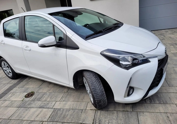 Toyota Yaris cena 44900 przebieg: 177800, rok produkcji 2018 z Mielec małe 154